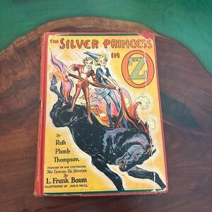 The Silver Princess in Oz Book